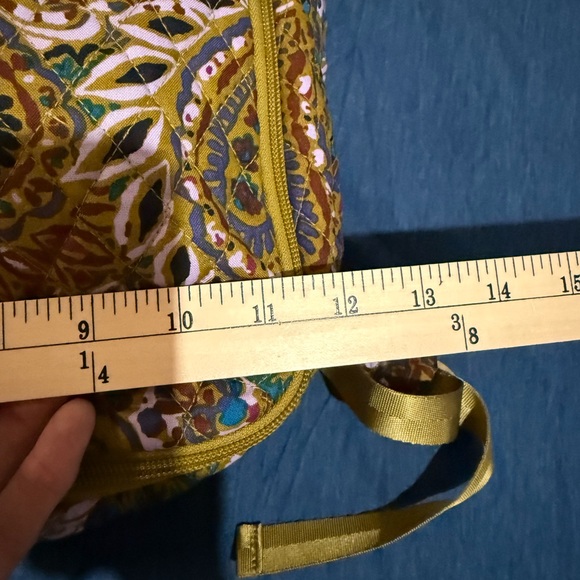 NEW VERA BRADLEY MULTICOLOR PAISLEY BACKPACK . - Picture 7 of 16